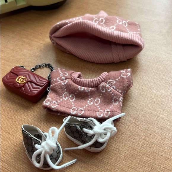 LABUBU Bundle!! Three outfits and Scooter/Vespa - Picture 4 of 11